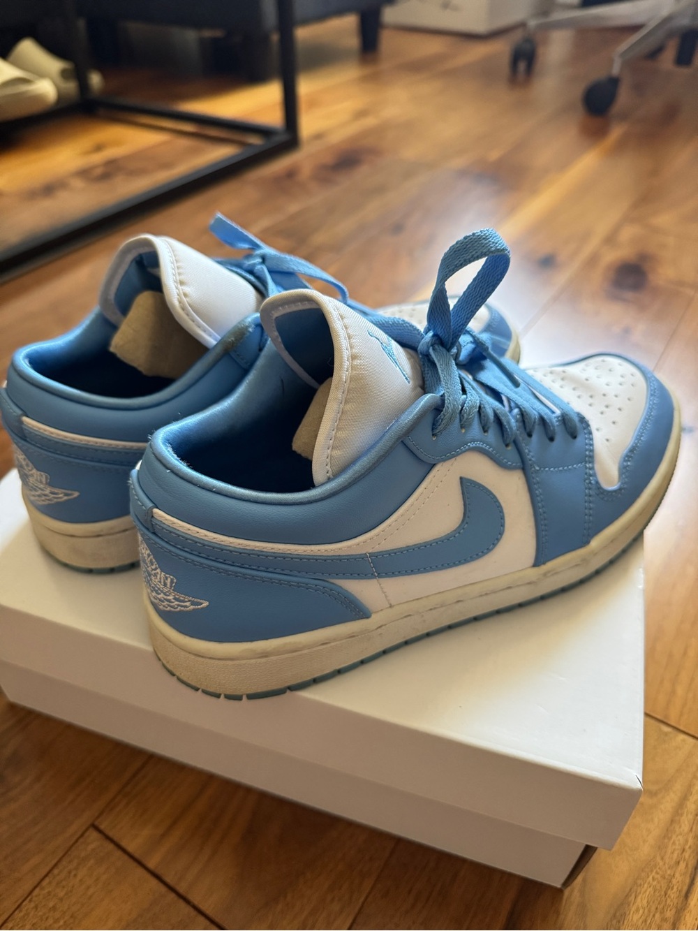 Jordan 1 Low UNC (Women's)